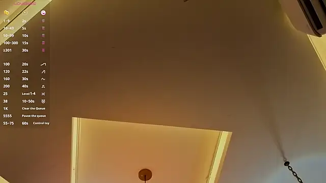 MiaWonderfull online show from June 27, 3:01 am