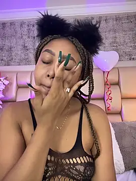 AngelaRoberts online show from February 13, 8:31 pm