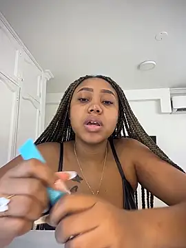 AngelaRoberts online show from March 1, 6:08 pm