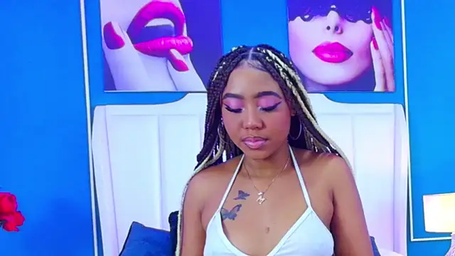 AngelaRoberts online show from November 3, 4:17 am