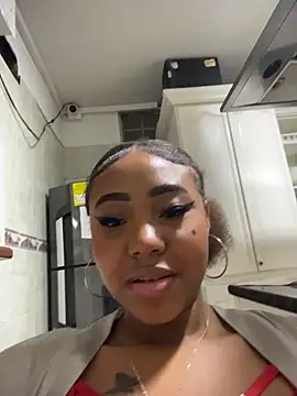 AngelaRoberts online show from March 28, 8:26 am