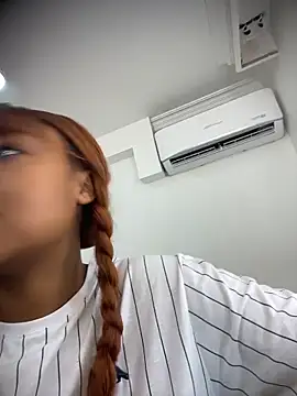 AngelaRoberts online show from April 13, 7:51 pm