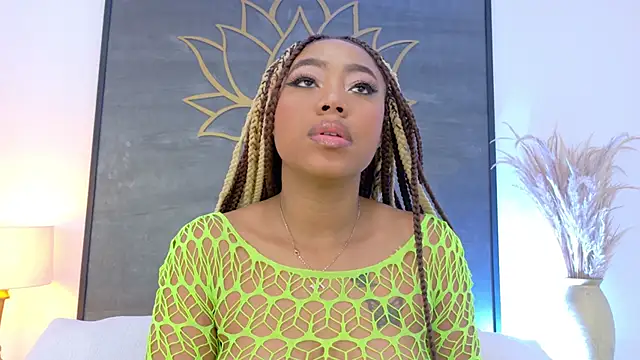 AngelaRoberts online show from November 15, 5:00 am