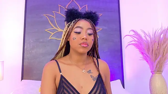 AngelaRoberts online show from November 17, 3:43 am