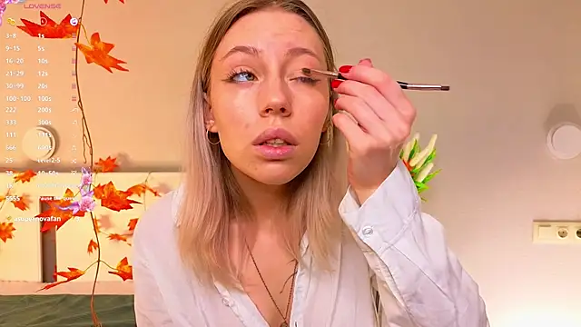 Snapshot of NyxaThorn chatting on November 29, 2:39 pm NyxaThorn online show from November 29, 2:39 pm