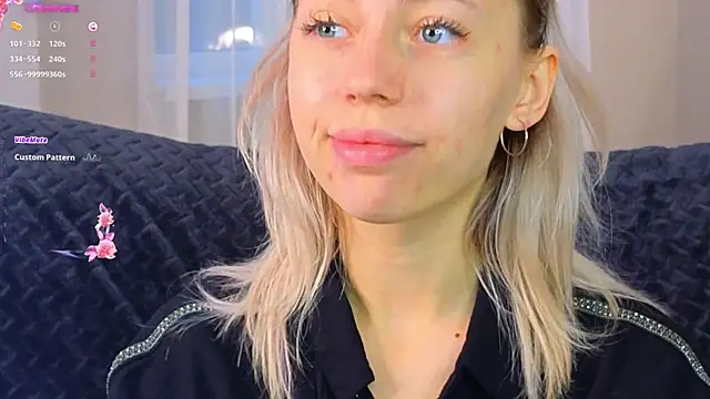 Snapshot of NyxaThorn chatting on September 29, 2:34 pm NyxaThorn online show from September 29, 2:34 pm