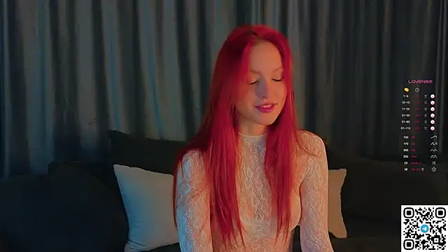 GildedKitten online show from October 7, 5:58 pm