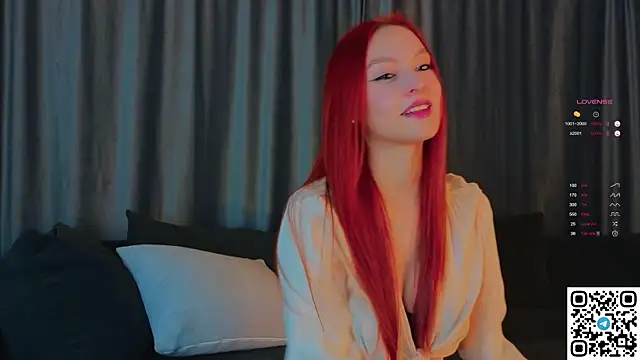 GildedKitten online show from October 2, 6:00 pm