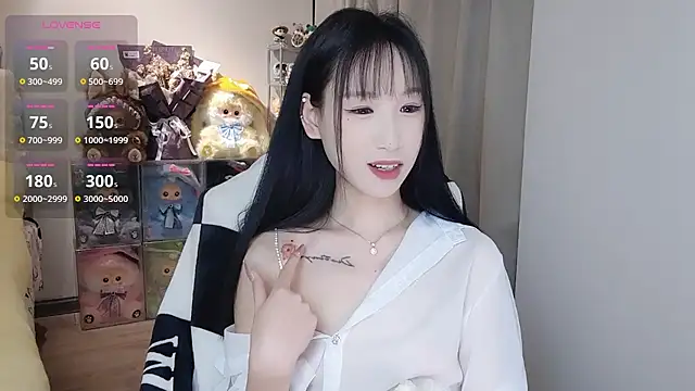 M-OTT  online show from March 7, 1:49 pm