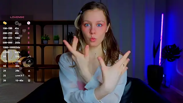 Snapshot of Tender_beauty chatting on June 17, 6:29 pm Tender beauty online show from June 17, 6:29 pm