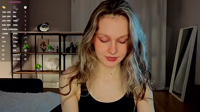 Snapshot of Tender_beauty chatting on April 21, 5:41 pm Tender beauty online show from April 21, 5:41 pm