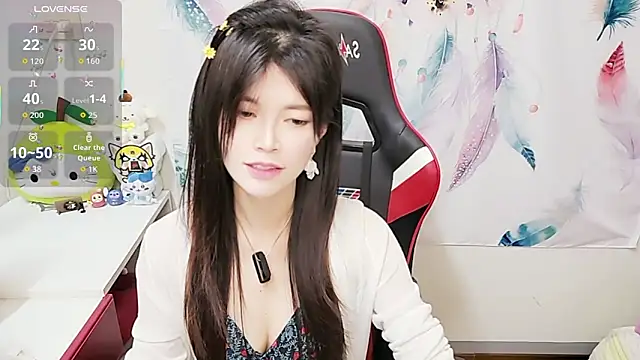 Alina10932 online show from December 5, 9:30 am