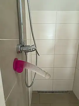 fae liks online show from September 25, 10:32 am