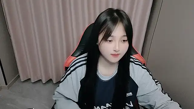 xxz98 online show from April 7, 1:24 pm