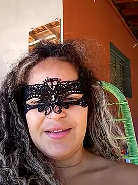 Snapshot of RaphinhaSanches chatting on October 23, 11:42 am RaphinhaSanches online show from October 23, 11:42 am