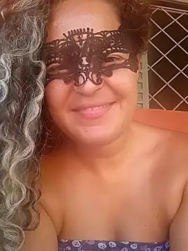 Snapshot of RaphinhaSanches chatting on November 21, 1:10 pm RaphinhaSanches online show from November 21, 1:10 pm