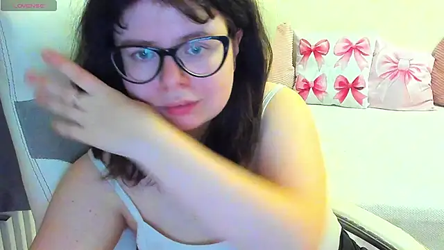 Snapshot of MilisaSweet777 chatting on January 18, 1:25 pm MilisaSweet777 online show from January 18, 1:25 pm