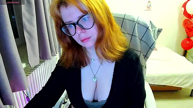 Snapshot of MilisaSweet777 chatting on February 22, 8:54 pm MilisaSweet777 online show from February 22, 8:54 pm