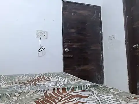 Snapshot of soya_queen chatting on November 3, 11:47 am soya queen online show from November 3, 11:47 am