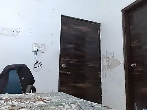 Snapshot of soya_queen chatting on October 22, 2:33 am soya queen online show from October 22, 2:33 am