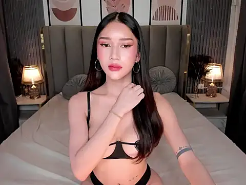 GeorginaMiller04 online show from May 7, 5:55 am