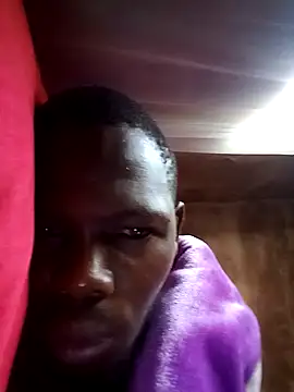 Snapshot of Skhalo26 chatting on November 8, 3:54 am Skhalo26 online show from November 8, 3:54 am