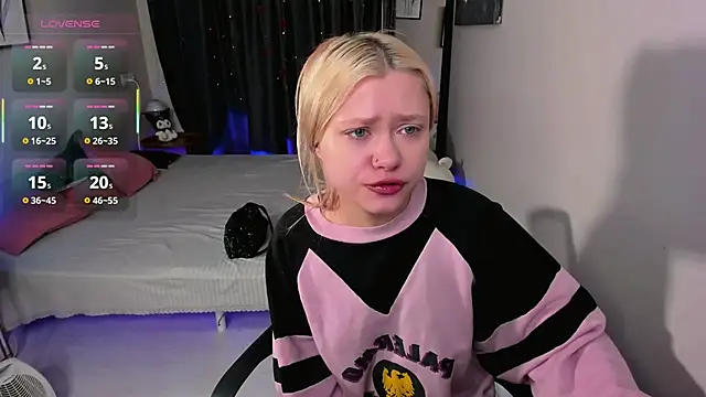 Millie Vanillies online show from January 16, 5:44 am