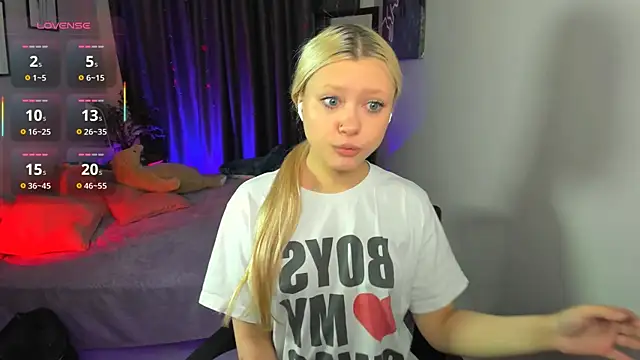 Millie Vanillies online show from December 14, 6:30 am