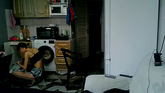 Crazy Empresis online show from September 10, 6:23 am