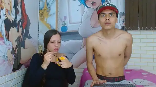 mybonnieandclyde303av online show from February 18, 3:37 am