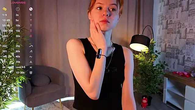 Snapshot of TiannaBorlace chatting on May 22, 1:03 am TiannaBorlace online show from May 22, 1:03 am