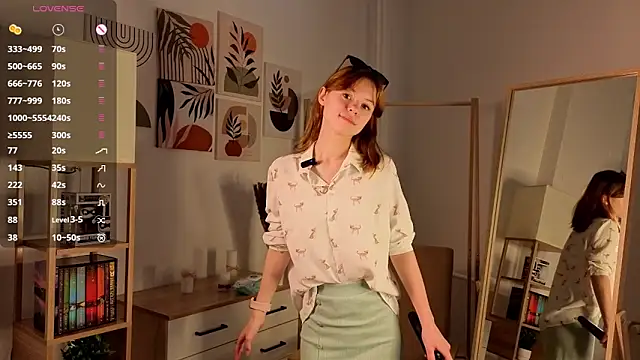 TiannaBorlace online show from September 19, 11:14 am