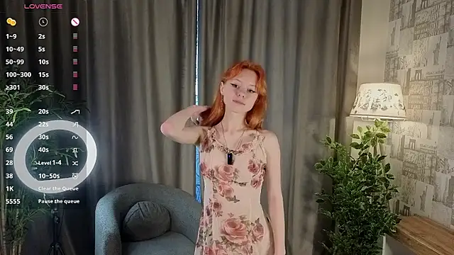 TiannaBorlace online show from September 29, 11:05 am