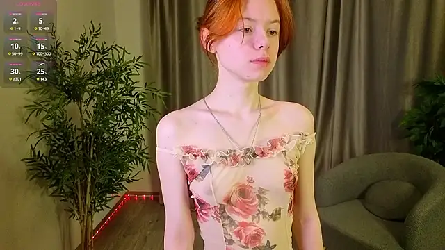 TiannaBorlace online show from March 20, 1:06 am