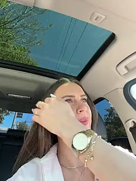  JessyRey  online show from April 26, 10:56 am