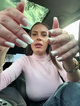  JessyRey  online show from April 4, 12:12 pm