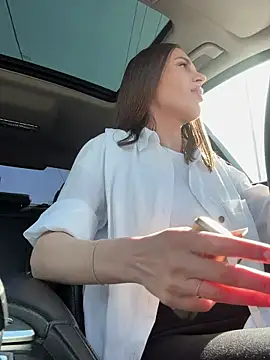  JessyRey  online show from March 13, 8:41 am