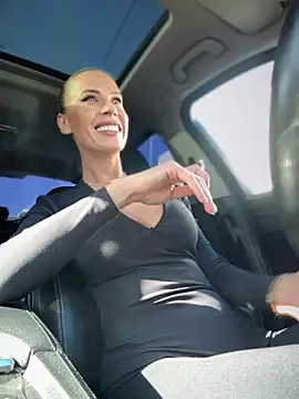  JessyRey  online show from November 3, 11:14 am