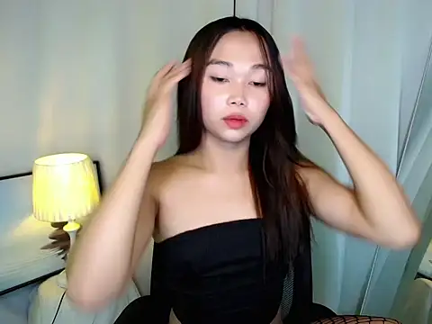 SultryCyraFoxmore online show from May 11, 2:35 am
