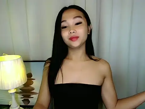 Snapshot of SultryCyraFoxmore chatting on July 1, 4:46 am SultryCyraFoxmore online show from July 1, 4:46 am