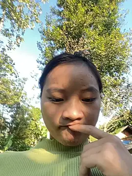 Snapshot of __Nhug__05 chatting on October 5, 12:34 am   Nhug  05 online show from October 5, 12:34 am