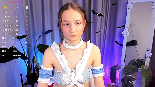 Snapshot of MilliMouse chatting on October 28, 6:40 pm MilliMouse online show from October 28, 6:40 pm