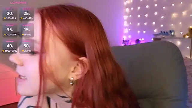 RebeccaAster online show from May 6, 4:44 pm