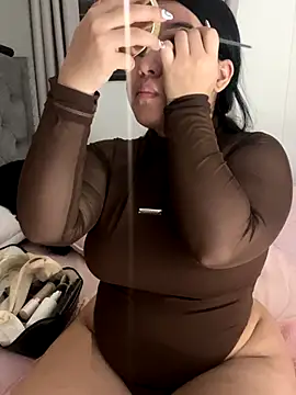 Aliciawhitee online show from October 22, 2:55 am