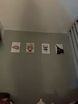 Aliciawhitee online show from February 27, 4:12 am