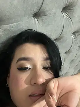 Snapshot of Aliciawhitee chatting on September 9, 4:44 am Aliciawhitee online show from September 9, 4:44 am