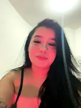 Aliciawhitee online show from November 12, 1:21 am
