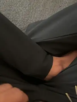 longfuckk online show from March 8, 7:33 am