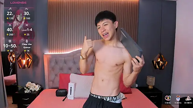 Snapshot of Abraham_horny18 chatting on October 17, 6:53 pm Abraham horny18 online show from October 17, 6:53 pm