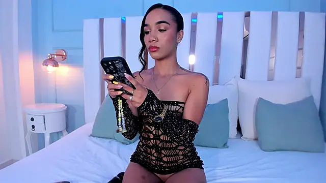 Snapshot of AriaHart_Oficial chatting on October 7, 12:28 pm AriaHart Oficial online show from October 7, 12:28 pm